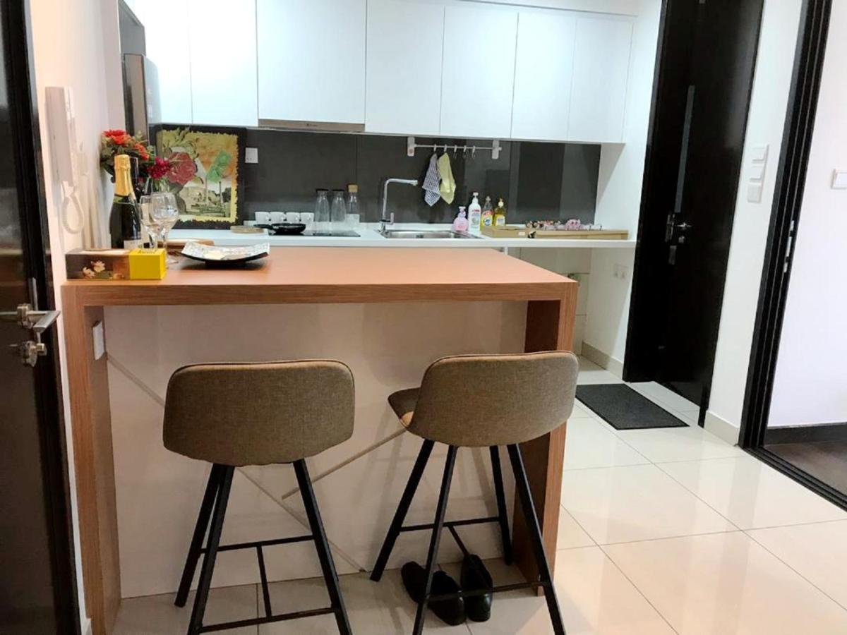 Almas Suites Puteri Harbour Nusajaya  Eksteriør billede