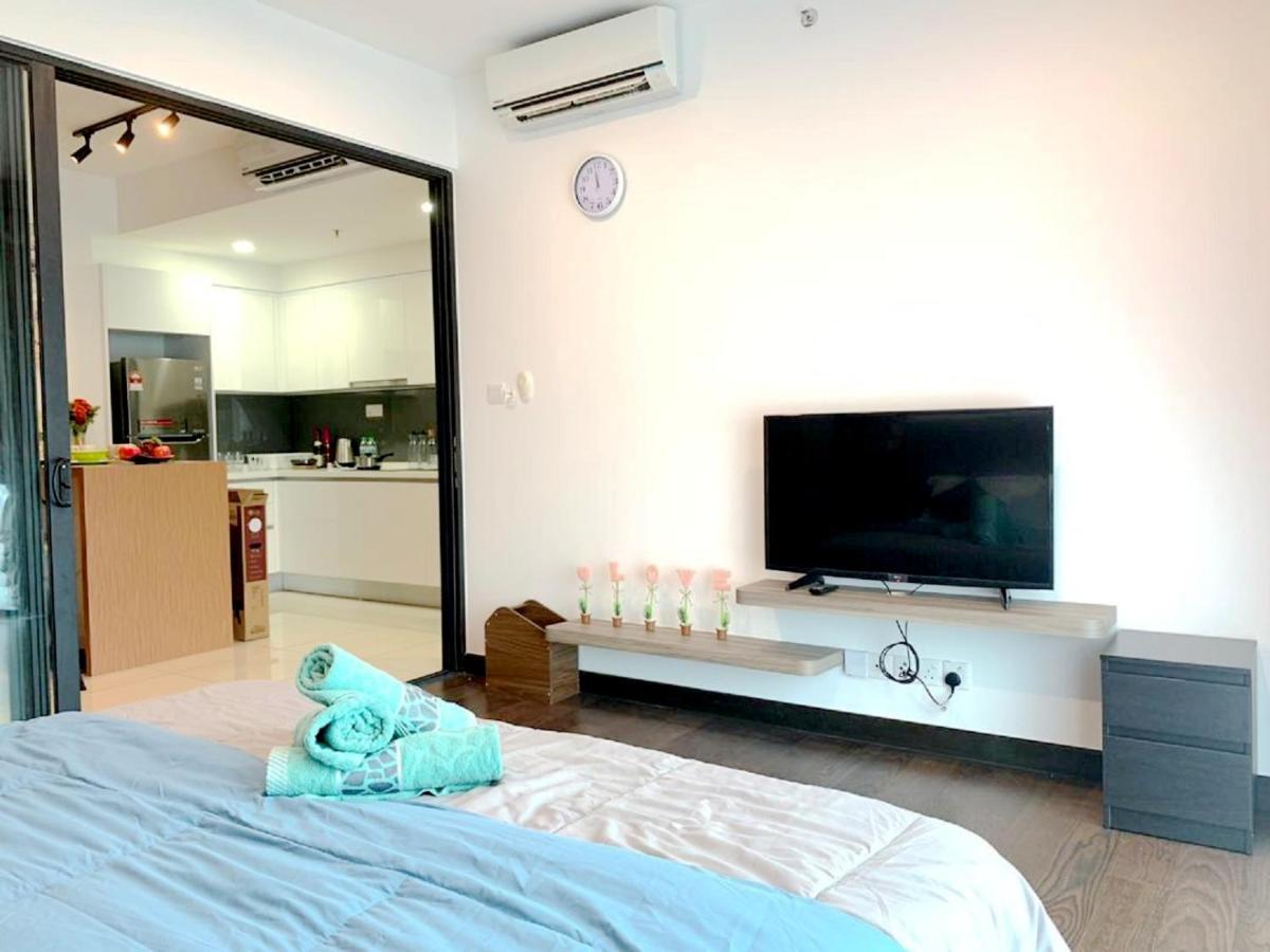 Almas Suites Puteri Harbour Nusajaya  Eksteriør billede