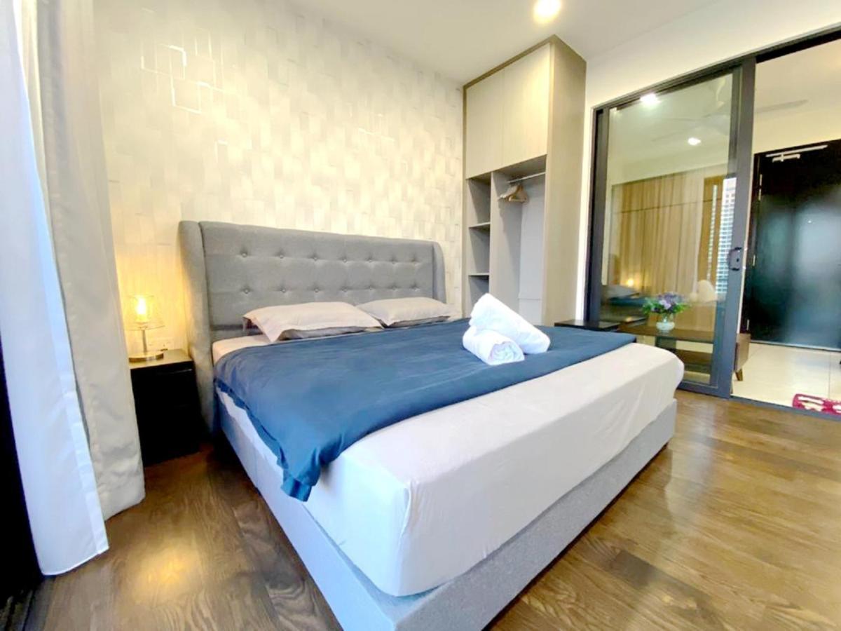 Almas Suites Puteri Harbour Nusajaya  Eksteriør billede
