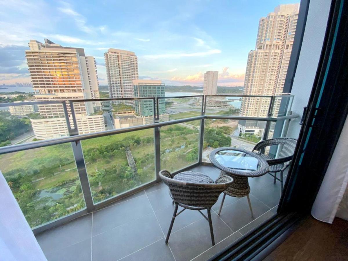 Almas Suites Puteri Harbour Nusajaya  Eksteriør billede