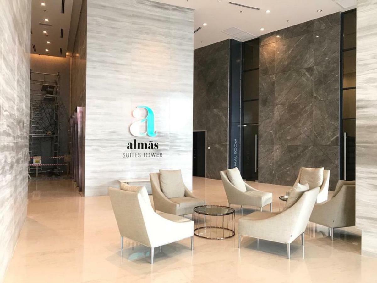 Almas Suites Puteri Harbour Nusajaya  Eksteriør billede